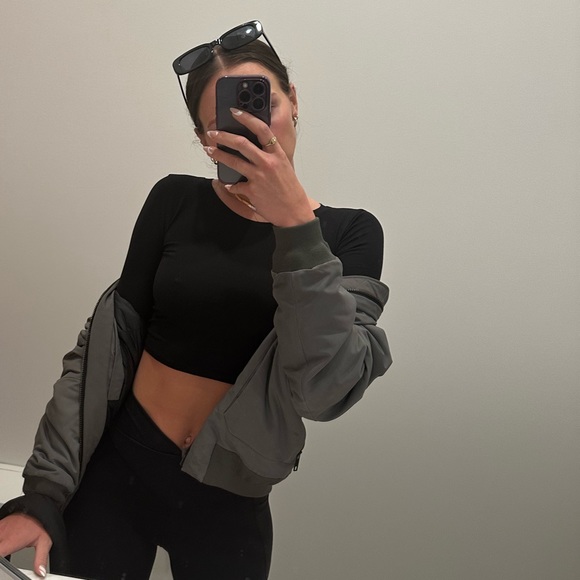 Meet your Posher, Jasmine - Picture 1 of 1